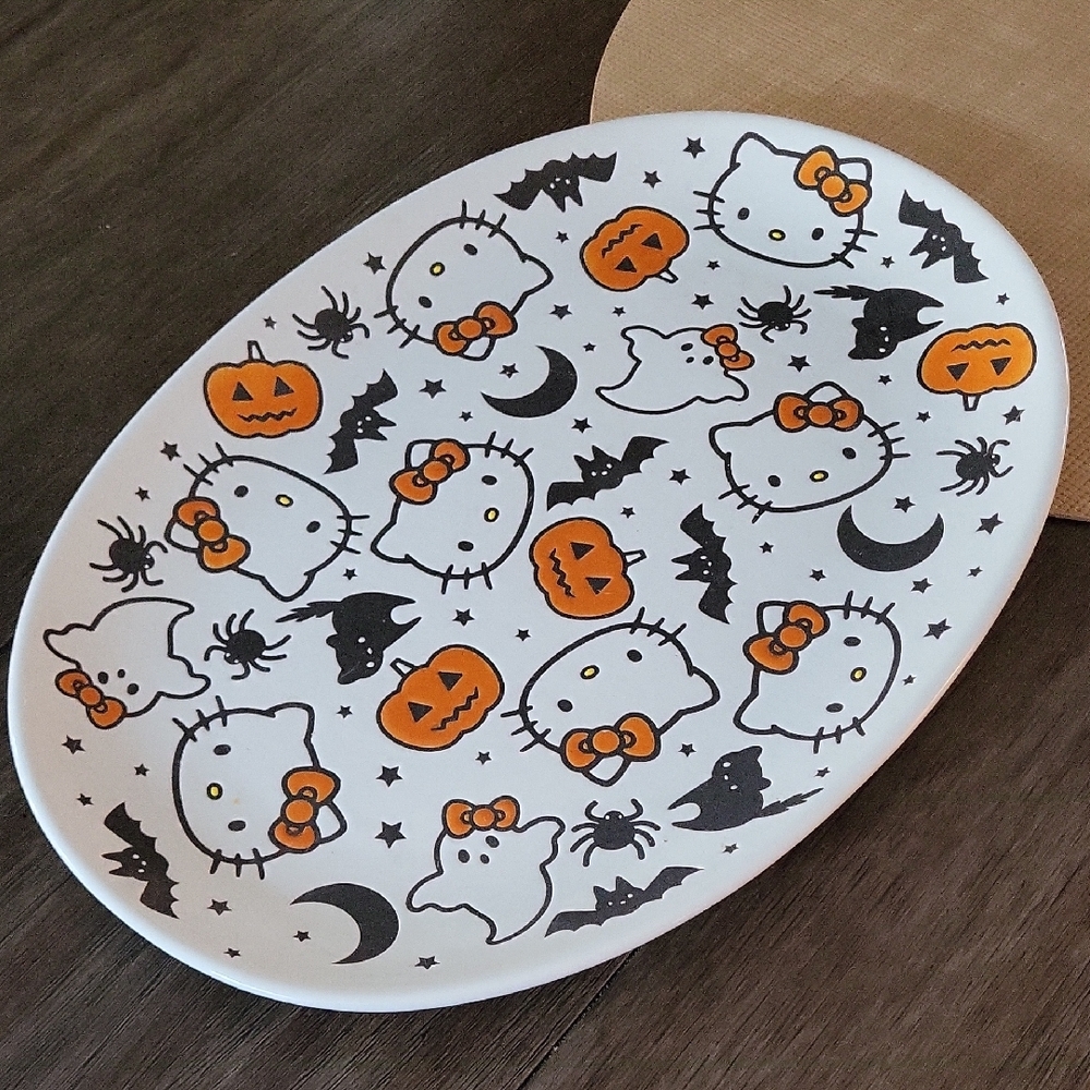 Hello Kitty Halloween Themed Plate